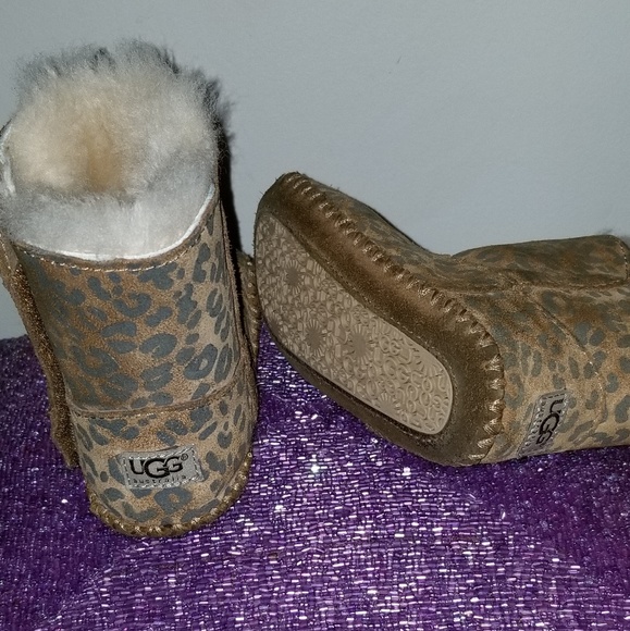 Ugg Boots - Picture 2 of 2